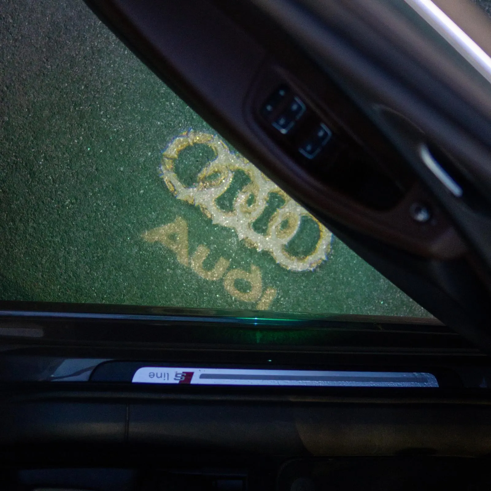 Audi A6 Avant 2.0 TDi S-line S tronic 27