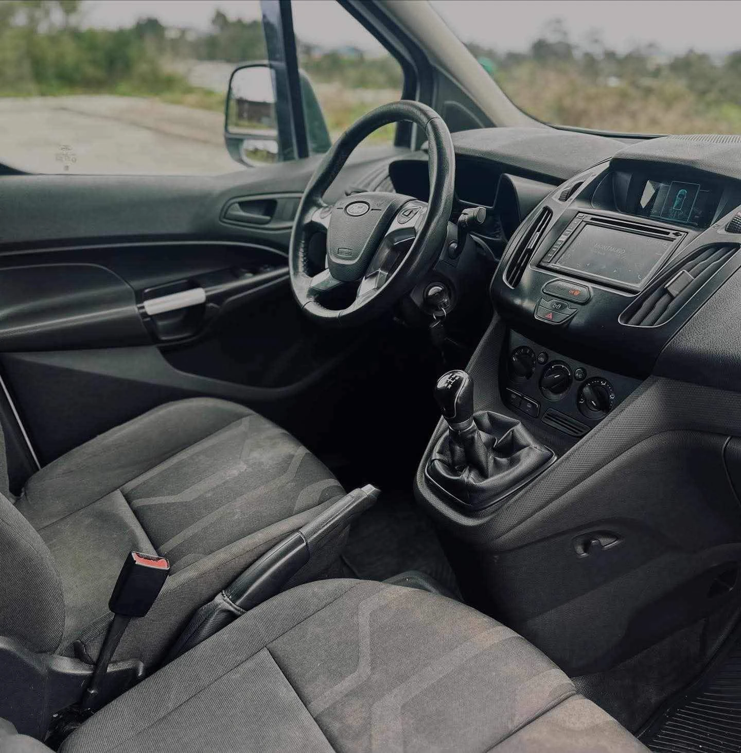 Ford Transit Connect L1 9