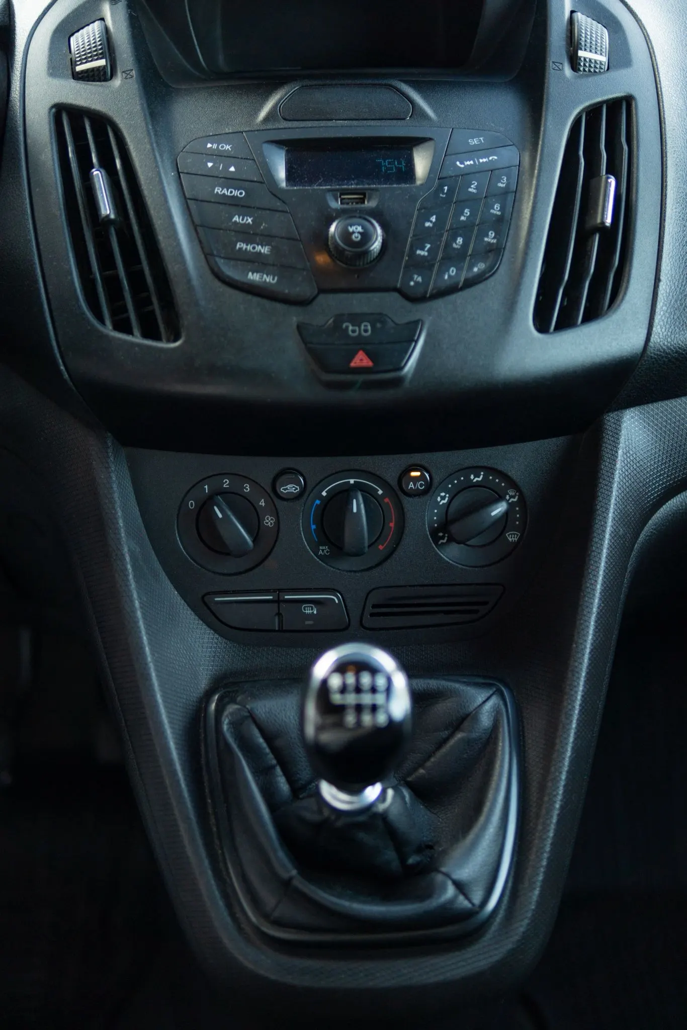 Ford Transit Connect L1 20