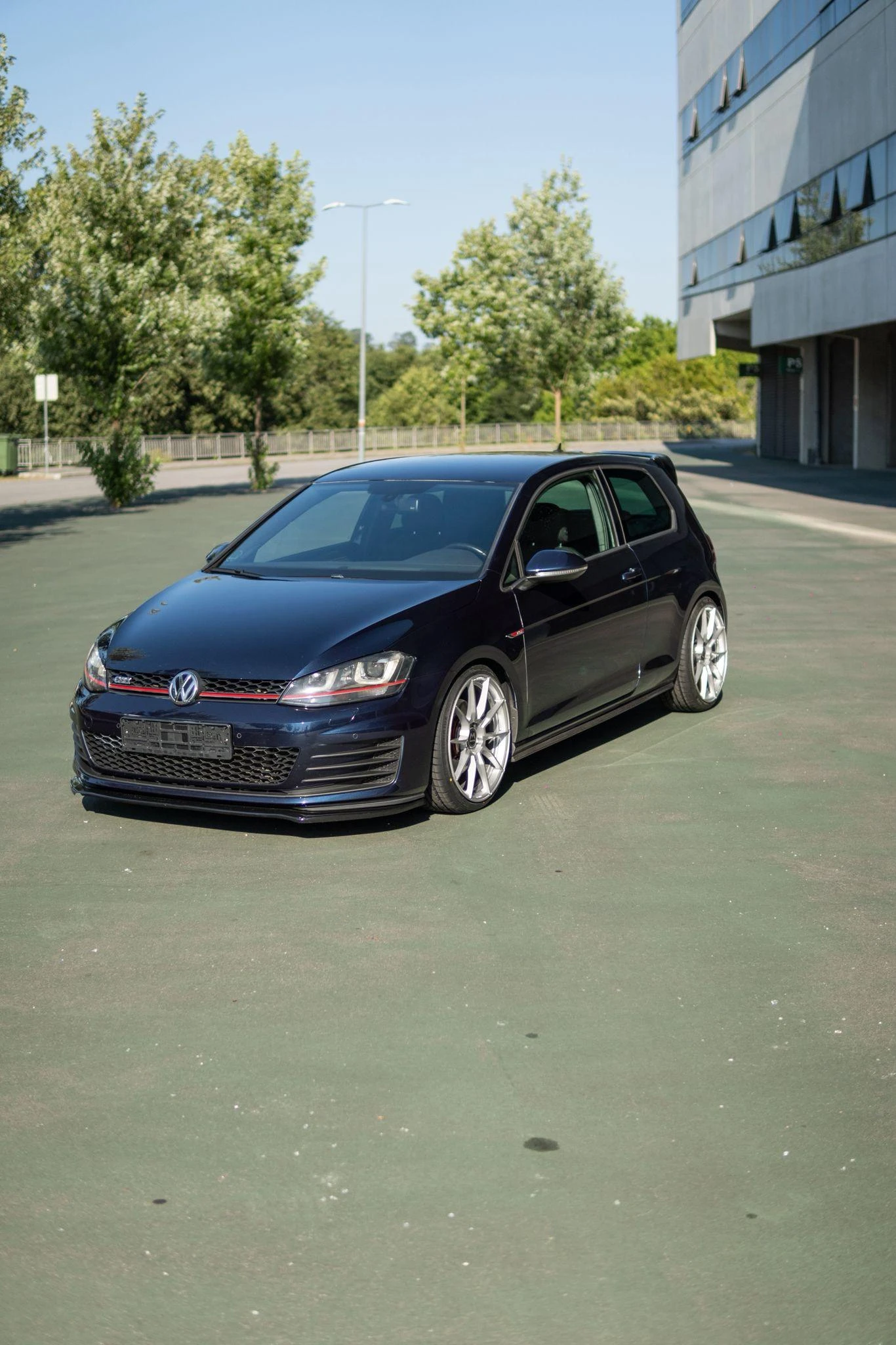 Volkswagen Golf 2.0 TSi GTi DSG Performance 8