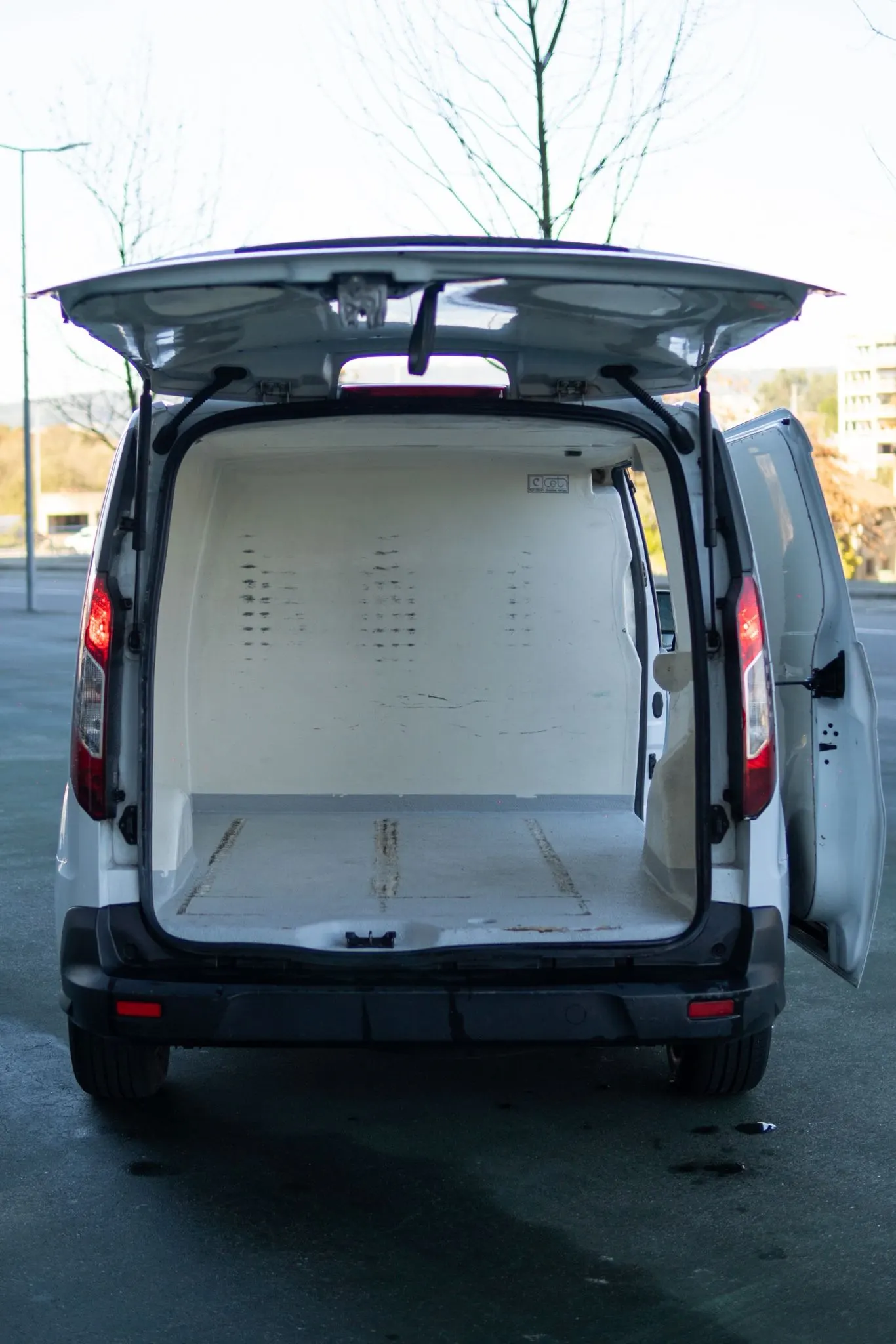 Ford Transit Connect L2 10