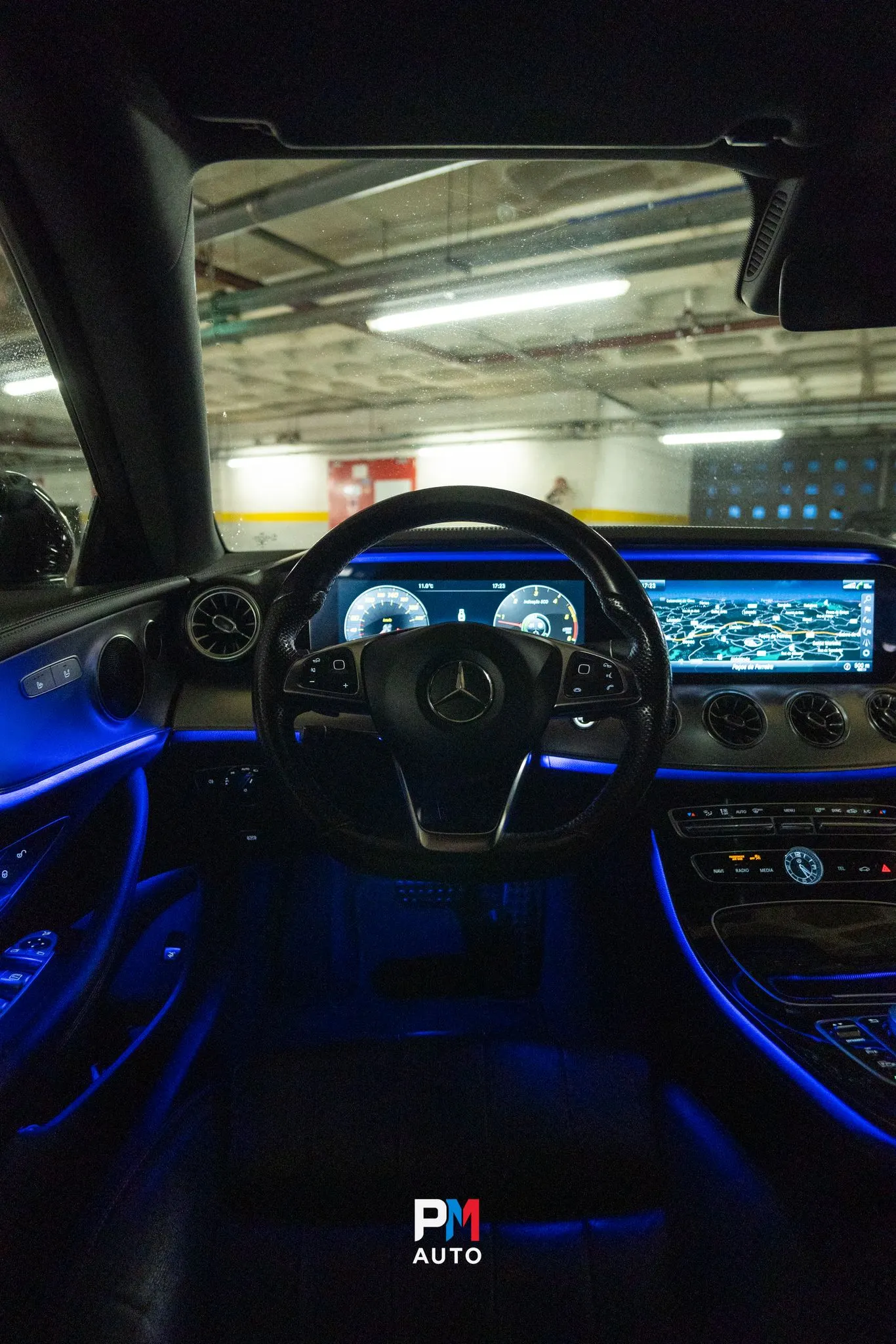 Mercedes-Benz E 220 d AMG Line Aut. 29