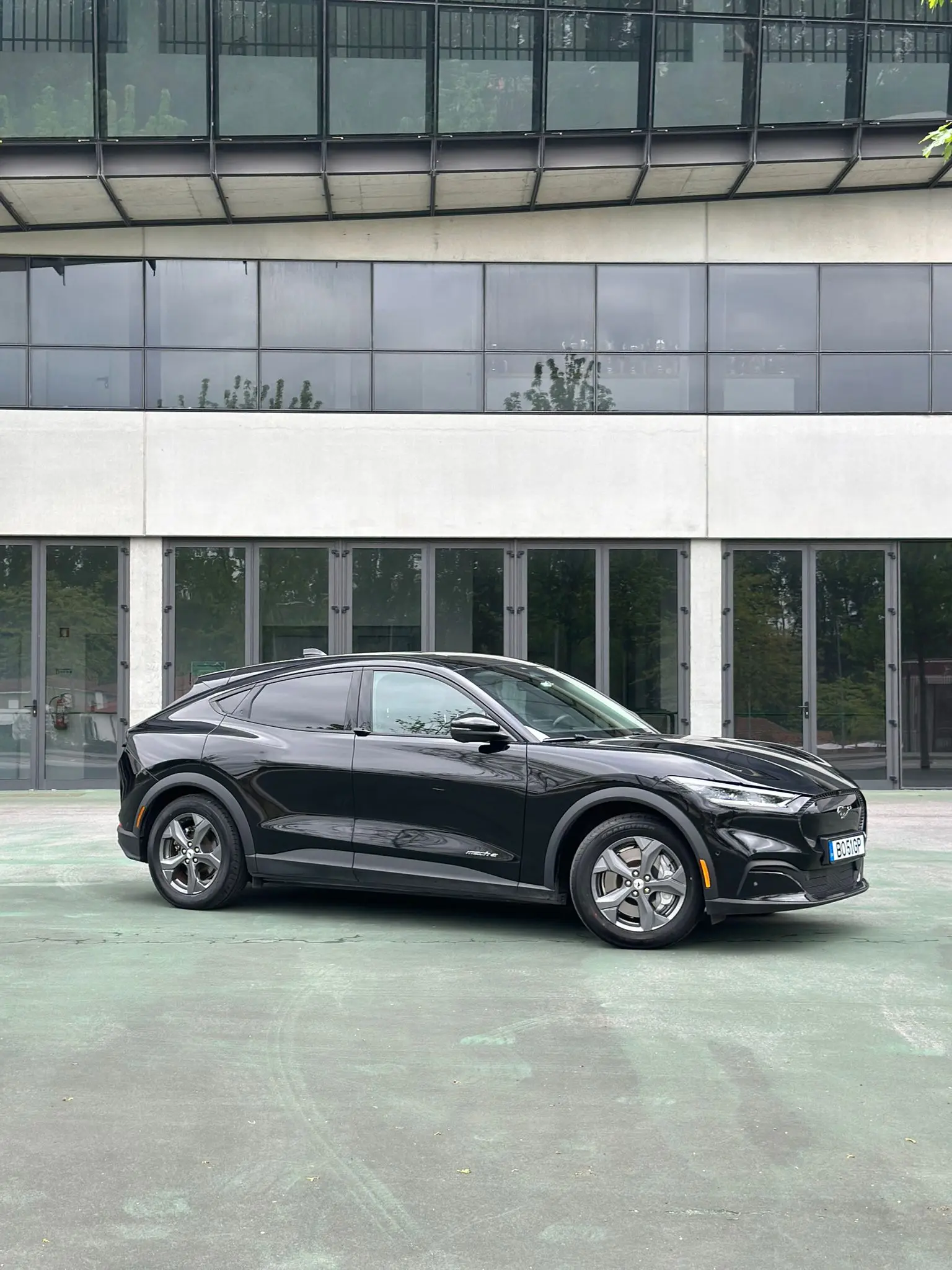 Ford Mustang Mach-E Premium 15