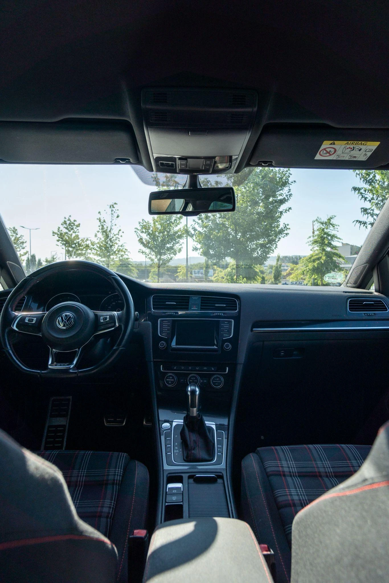 Volkswagen Golf 2.0 TSi GTi DSG Performance 16