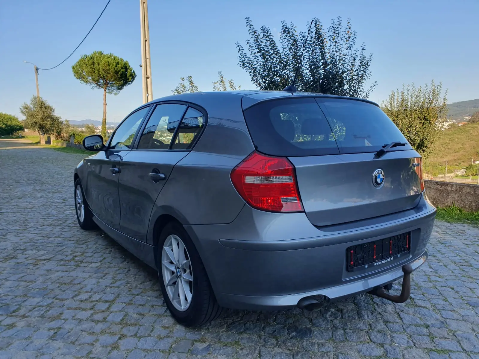 BMW 118 d Line Sport 4