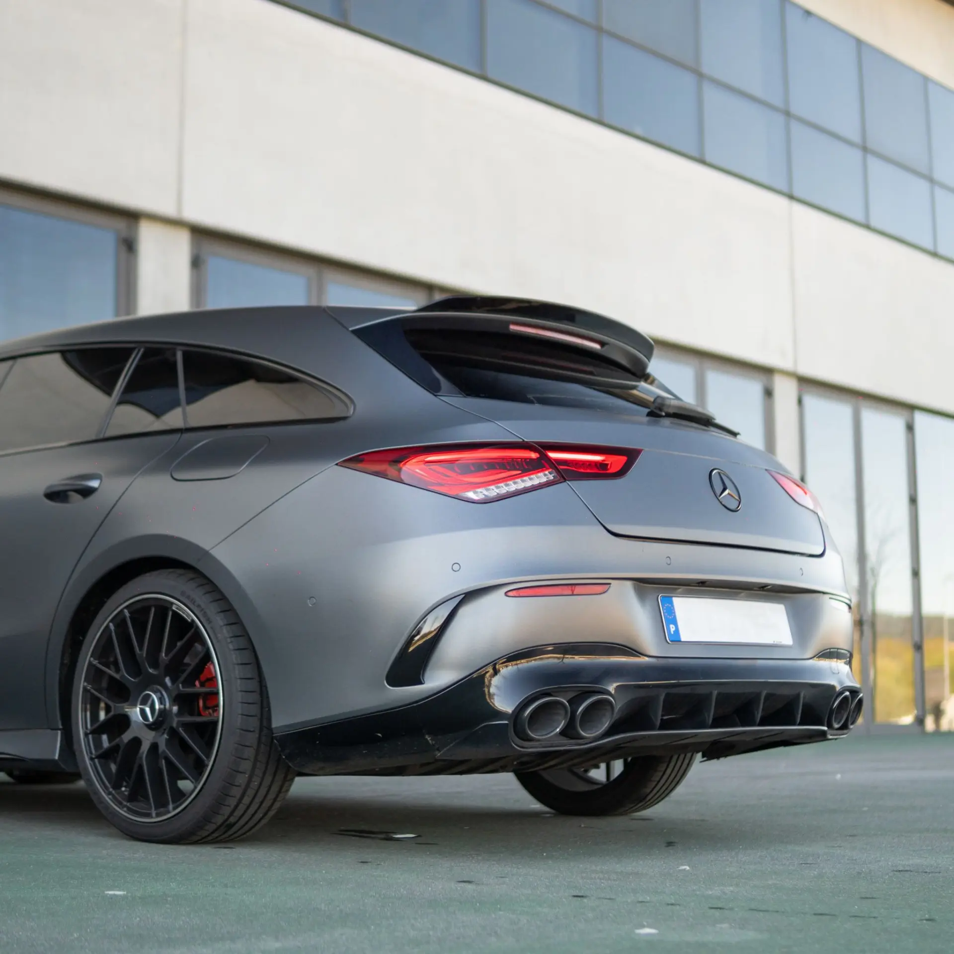 Mercedes-Benz CLA 250 e Shooting Brake AMG Line 7