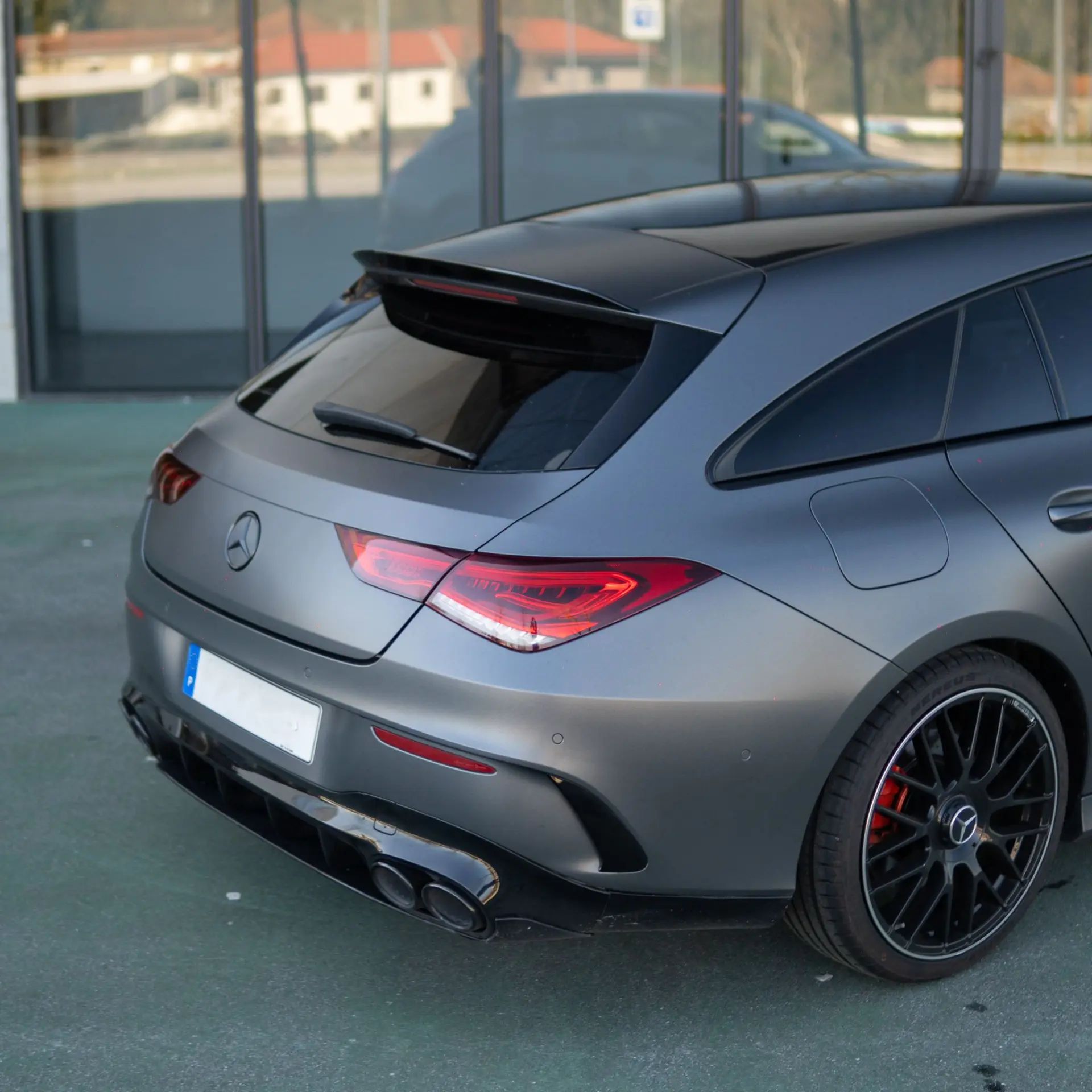 Mercedes-Benz CLA 250 e Shooting Brake AMG Line 8