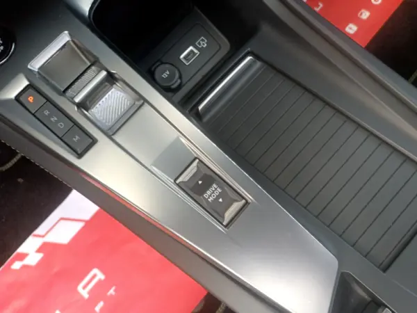 Peugeot 308 1.2 PureTech GT Pack EAT8 8