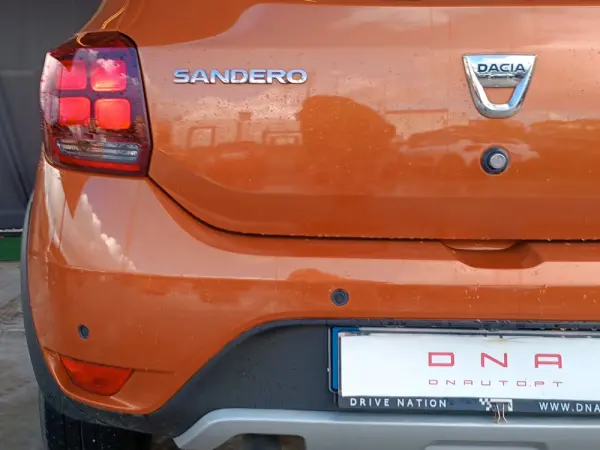 Dacia Sandero Stepway TCe 90 Easy-R S&S Celebration 16