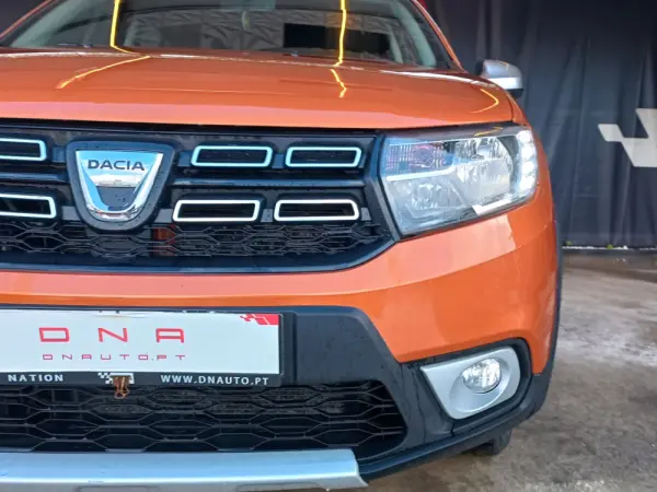 Dacia Sandero Stepway TCe 90 Easy-R S&S Celebration 14