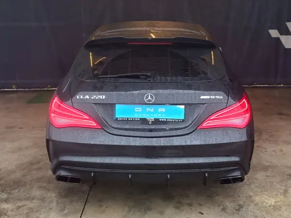 Mercedes-Benz CLA 220 d Shooting Brake AMG Line Aut. 3