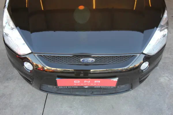 Ford S-Max 2.0 TDCi Titanium 7L 15