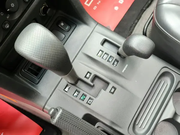 Mitsubishi Pajero 3.2 DI-D GLS ABS+CA+TA 7