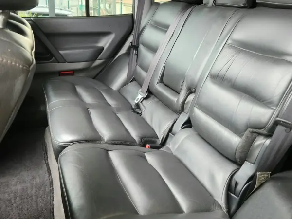 Mitsubishi Pajero 3.2 DI-D GLS ABS+CA+TA 10