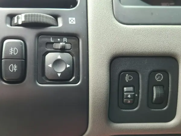 Mitsubishi Pajero 3.2 DI-D GLS ABS+CA+TA 23