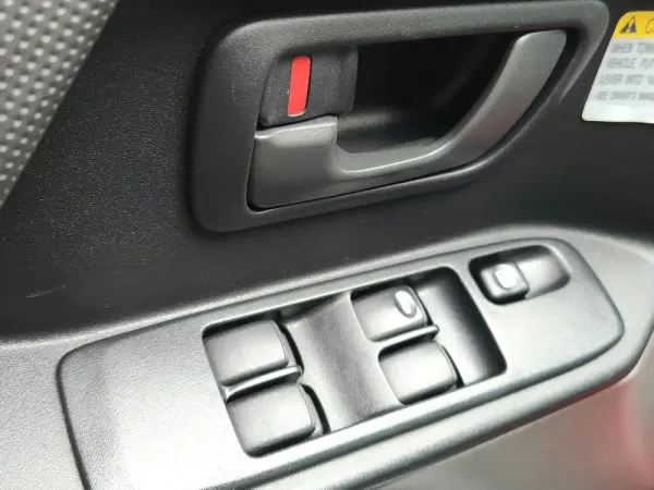 Mitsubishi Pajero 3.2 DI-D GLS ABS+CA+TA 25