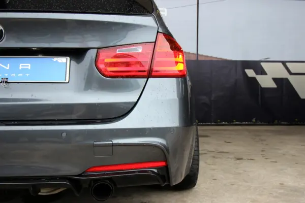 BMW 318 d Touring Pack M 14