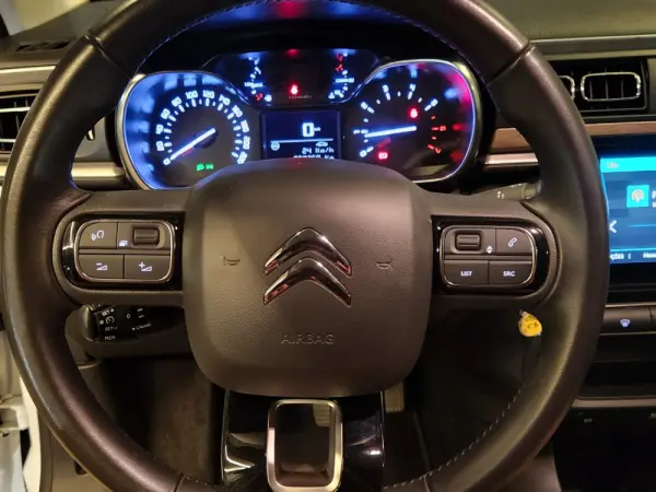 Citroën C3 1.2 PureTech Shine 6