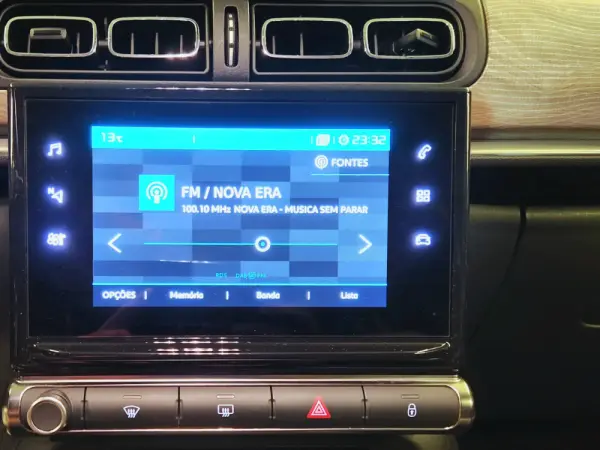 Citroën C3 1.2 PureTech Shine 8