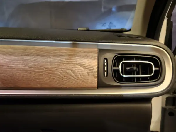 Citroën C3 1.2 PureTech Shine 9