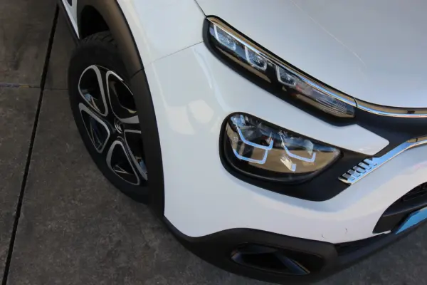 Citroën C3 1.2 PureTech Shine 12