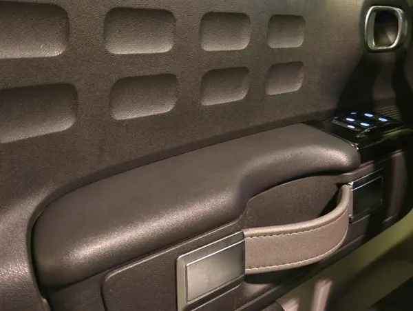 Citroën C3 1.2 PureTech Shine 21