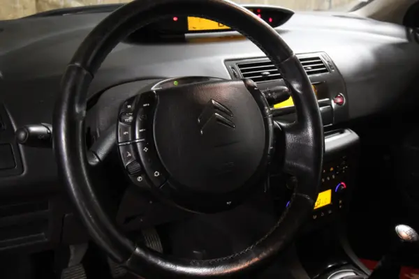 Citroën C4 1.6 HDi by Loeb 10