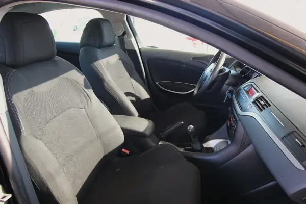 Citroën C5 1.6 HDi Exclusive 8