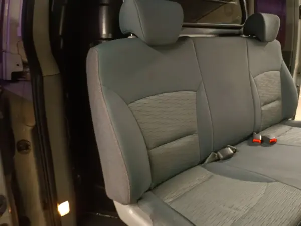 Hyundai H-1 2.5 CRDi 10