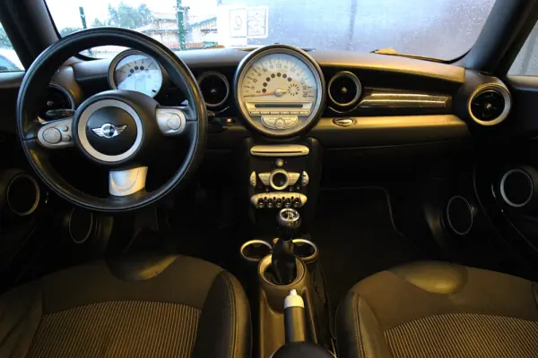 MINI Clubman Cooper D 4