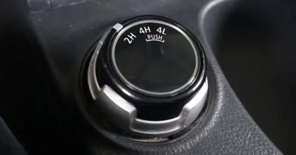 Mitsubishi L200 2.4 DI-D CD Space Cab 3L Instyle Sportbox 4WD 8