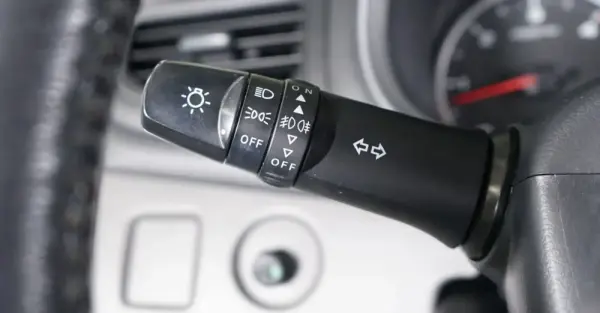 Mitsubishi L200 2.4 DI-D CD Space Cab 3L Instyle Sportbox 4WD 18