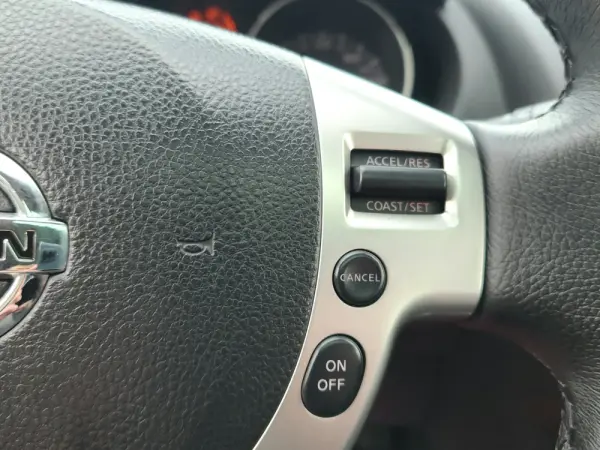 Nissan Qashqai +2 1.5 dCi Tekna Premium 17 20