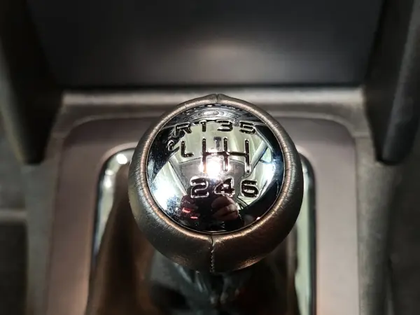 Peugeot 407 2.0 HDi 16