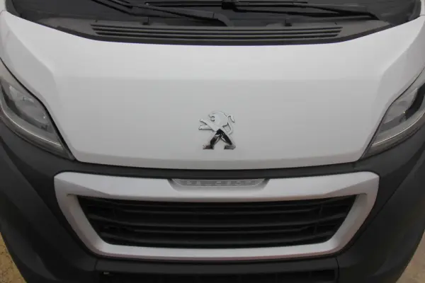 Peugeot Boxer 2.0 BlueHDi 330 L2H1 Pro 14