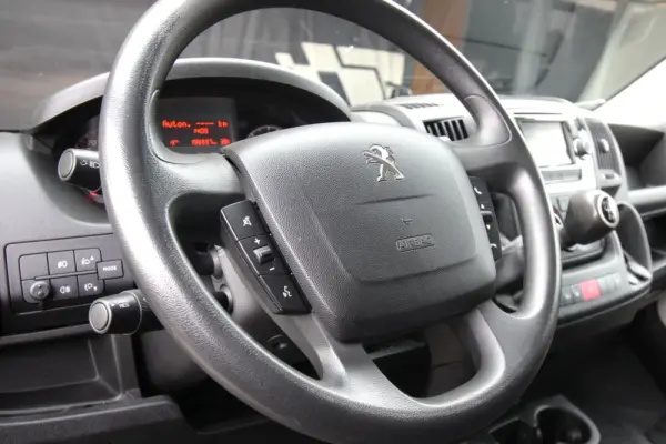 Peugeot Boxer 2.0 BlueHDi 330 L2H1 Pro 20