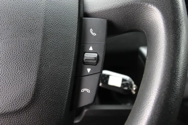 Peugeot Boxer 2.0 BlueHDi 330 L2H1 Pro 23