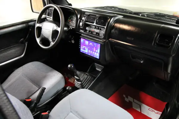 Suzuki Jimny 1.3 VVT 16V JLX Hard Top 7