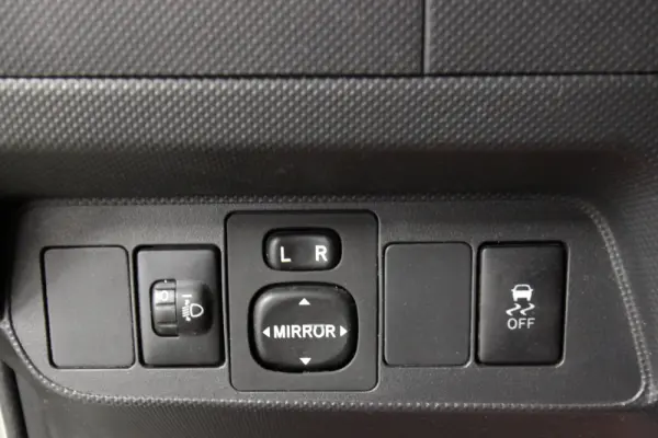 Toyota Auris 1.4 D-4D AC 20