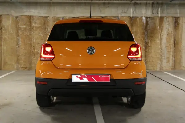 Volkswagen Polo 1.2 Cross 3