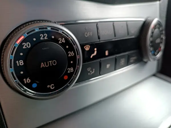 Mercedes-Benz C 220 CDI Avantgarde Aut. 28