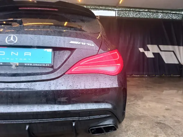 Mercedes-Benz CLA 220 d Shooting Brake AMG Line Aut. 15