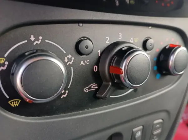 Dacia Sandero Stepway TCe 90 Easy-R S&S Celebration 19