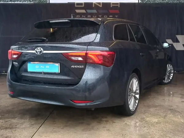 Toyota Avensis Touring Sports 2.0 D-4D Exclusive+GPS 4