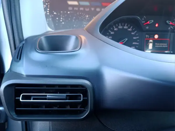 Peugeot Rifter 1.2 PureTech Allure 27