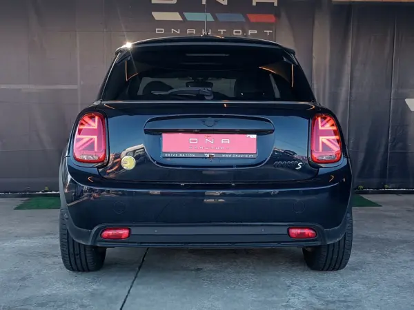 MINI Coupé Cooper SE 4