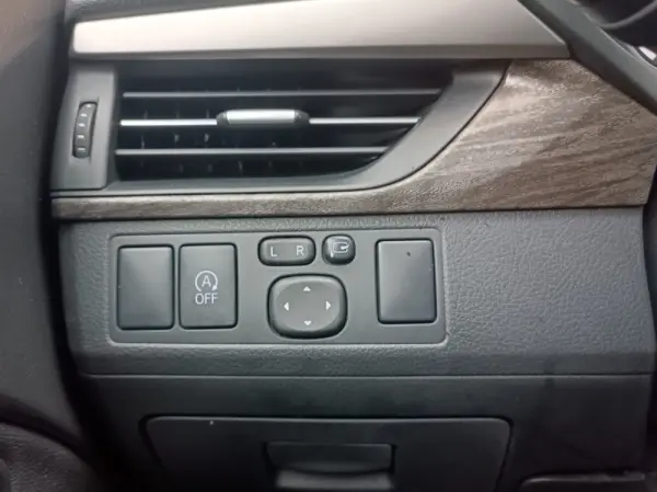 Toyota Avensis Touring Sports 2.0 D-4D Exclusive+GPS 9