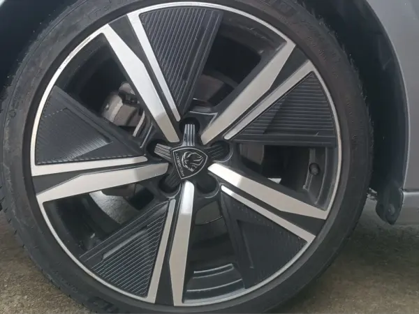 Peugeot 308 1.2 PureTech GT Pack EAT8 11