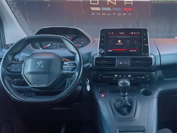 Peugeot Rifter 1.2 PureTech Allure 31