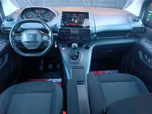 Peugeot Rifter 1.2 PureTech Allure 5